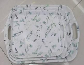 BANDEJA MELAMINA CON ASAS HOJITAS 39*27CM
