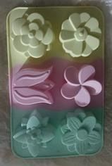 MOLDE SILICONA PARA 6 CHOCOLATES FORMA FLORES